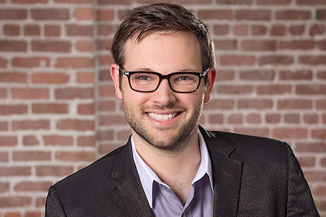 Corporate Headshot Photographer San Francisco_www.ftapia.com